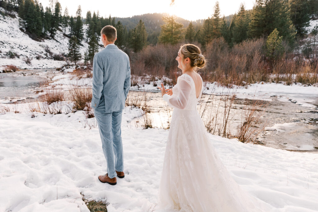 First look at Beautiful Snowy Couples Session